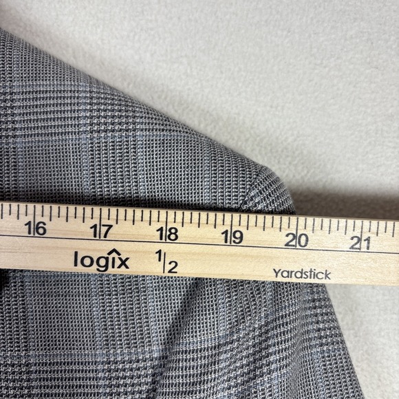 Jos A Bank Blazer Mens 44S Gray Windowpane Plaid Sport Coat Classic Wool Button - Picture 10 of 11